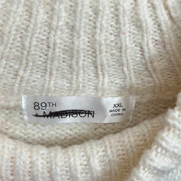 89th + MADISON Chenelle Sweater Size L - Picture 3 of 4